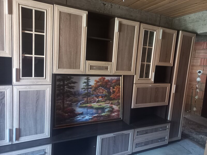 Vand mobila living L405 cm/ h210 cm